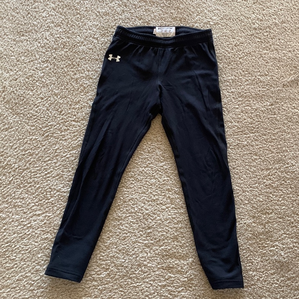 Under Armour tights. Good condition.